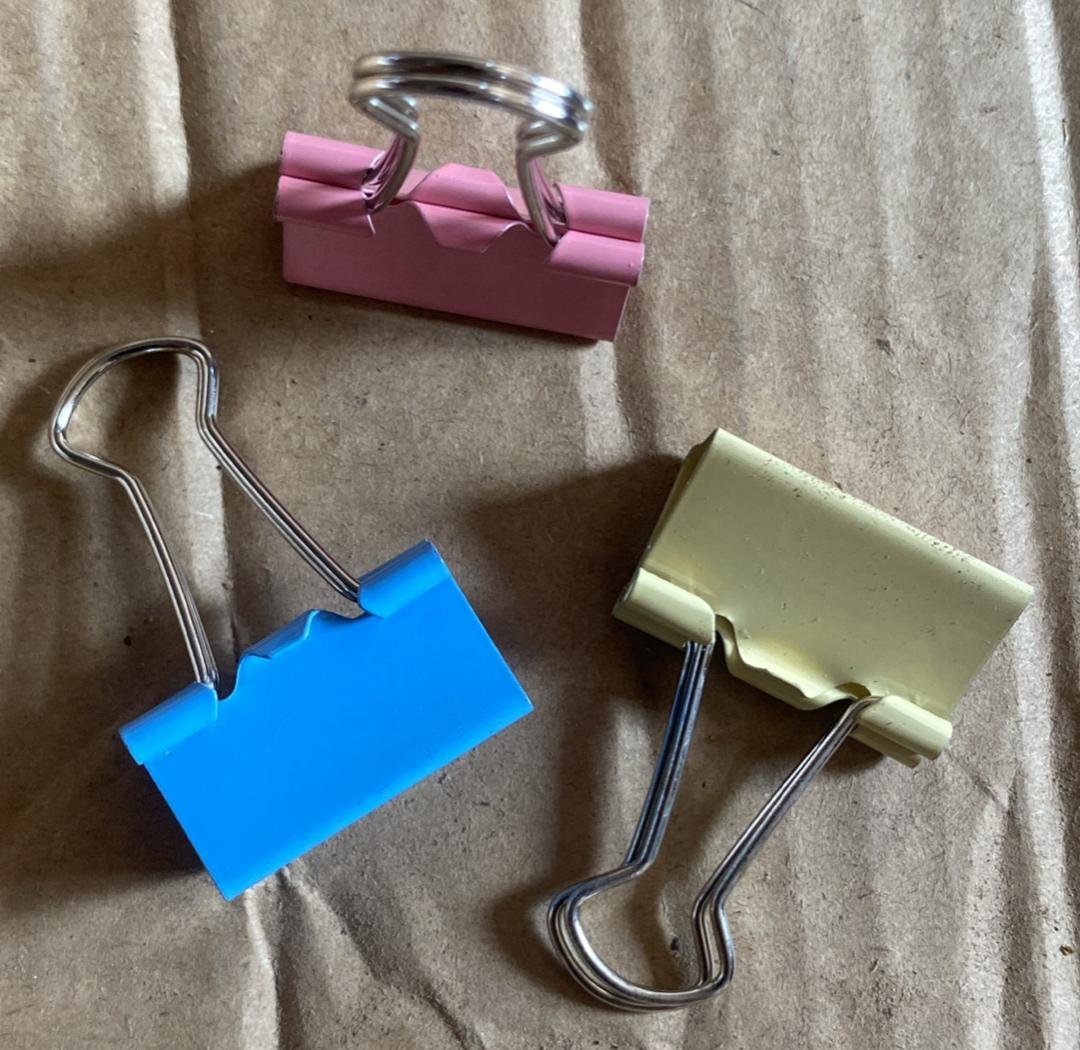 BINDER CLIP